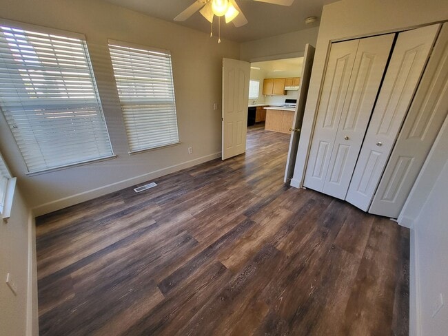 Foto del edificio - 1240 Shadowridge Dr