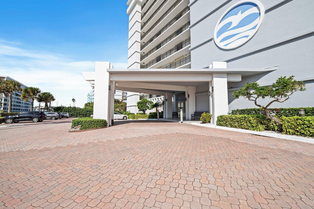 Primary Photo - 840 Ocean Dr
