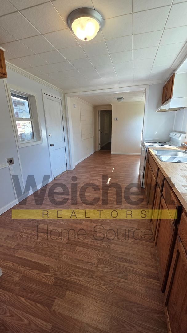 Foto del edificio - Cozy 1-Bedroom Near Downtown