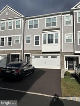 Building Photo - 103 Larrabee Wy
