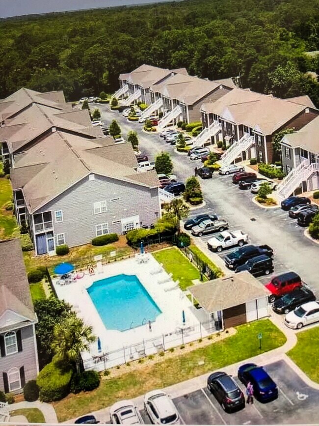 Foto del edificio - 1025 Algonquin Dr