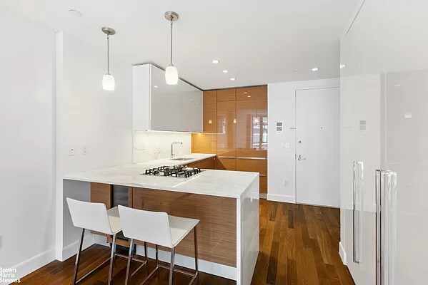 Foto del edificio - 130 W 20th St