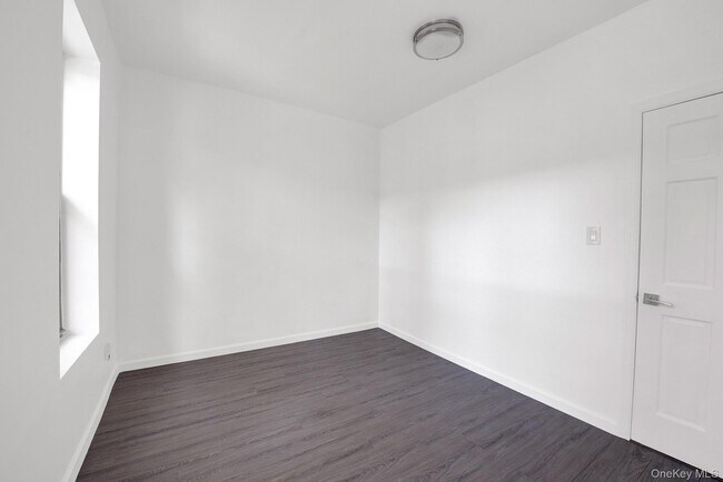 Foto del edificio - 71-11 68th St