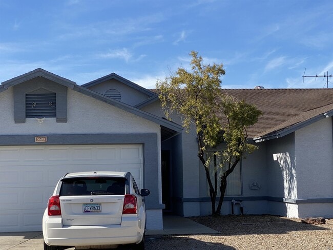 Photo - 8565 W Tuckey Ln House