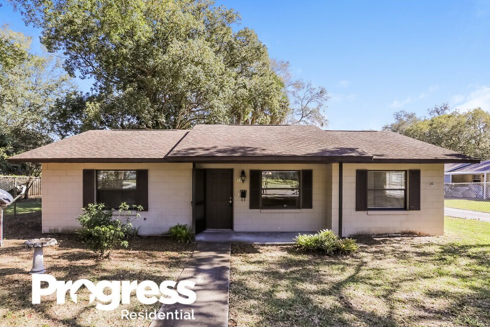 502 N Simpson St, Mount Dora, FL 32757 House Rental in Mount Dora, FL