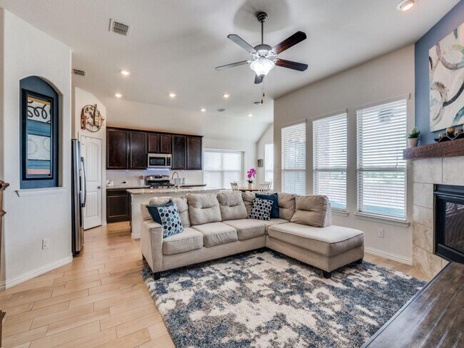 Foto del edificio - 9108 Bronze Meadow Dr