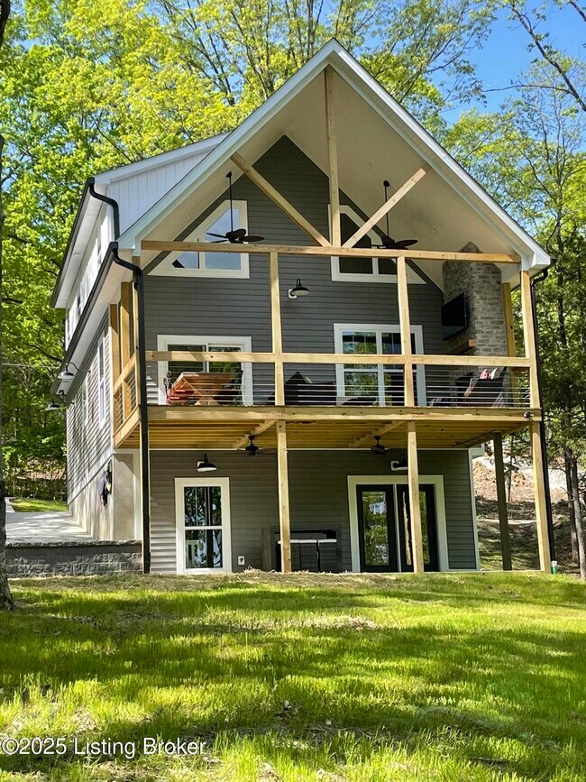 Building Photo - 84 Lakeside Dr