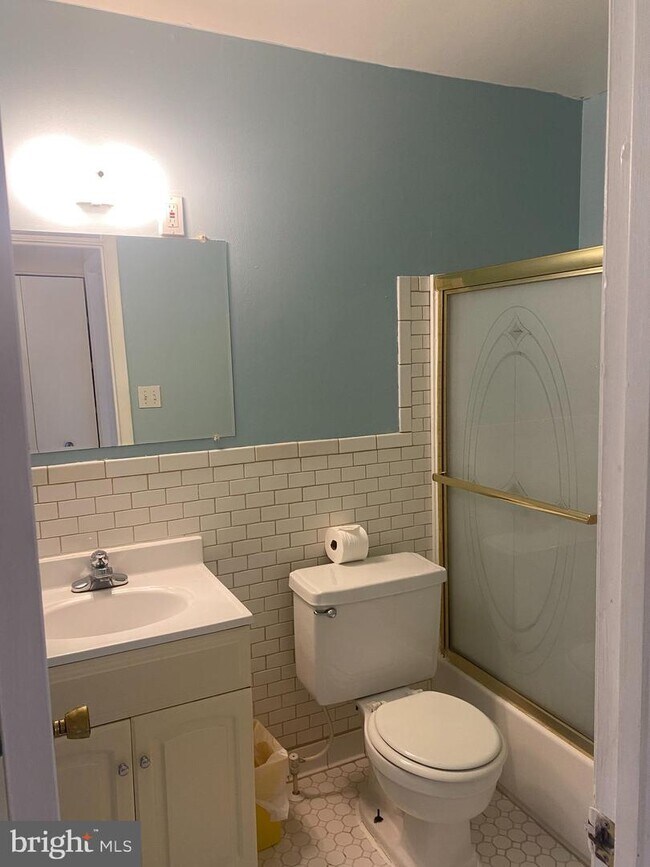 Foto del edificio - 868 College Pkwy