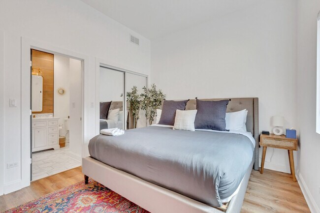 Foto del edificio - 3448 N Clark St