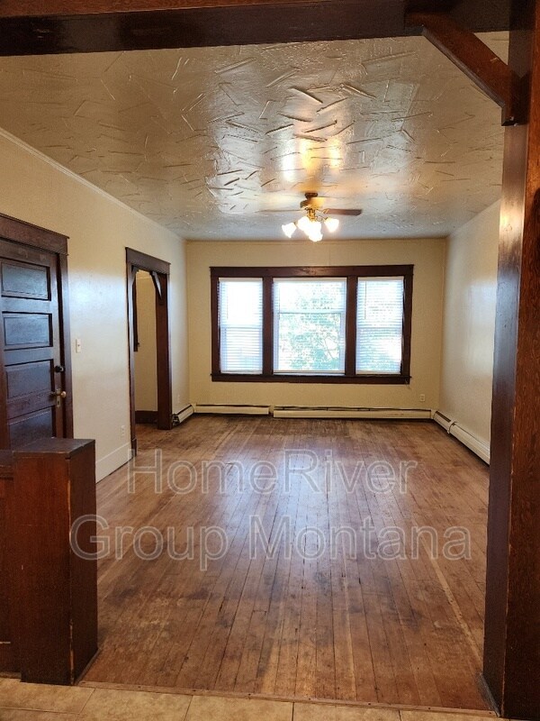 Building Photo - 542 S 3rd St W
