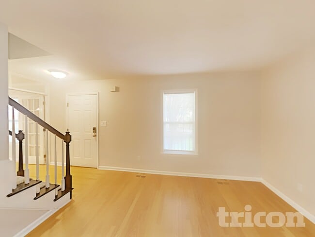 Building Photo - 120 Hocutt Dr