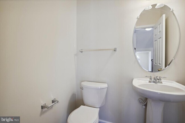 Building Photo - 15276 Rosemont Manor Dr