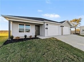 Building Photo - 6501 NW Altus St