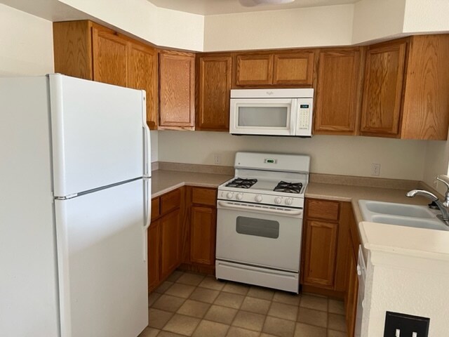 Foto del edificio - 2773 E 15th St