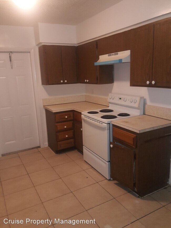 Foto del edificio - 3800 Riverside Dr