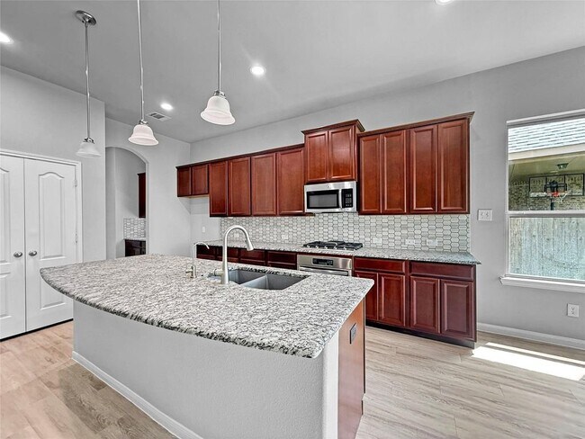 Foto del edificio - 19835 Quarry Stone Ln