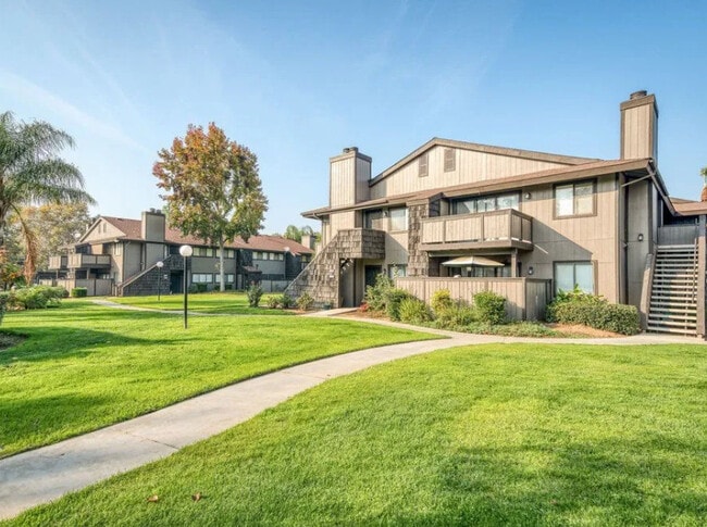 Building Photo - Ranchwood Condominiums