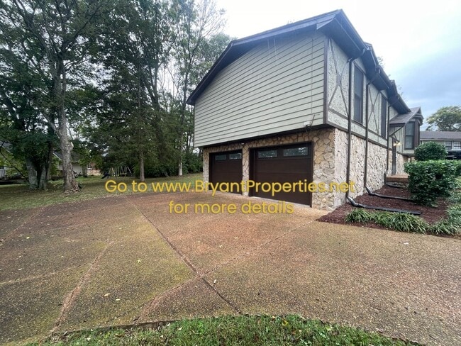 Building Photo - Nashville - 3 Bedroom, 2 Baths, 37217 Area
