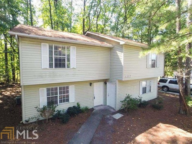 Building Photo - 6562 Carriage Ln