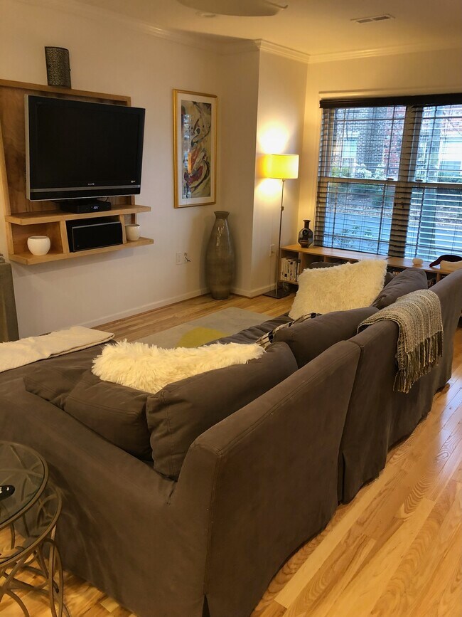 Foto del edificio - 1402 Carrollsburg Pl SW