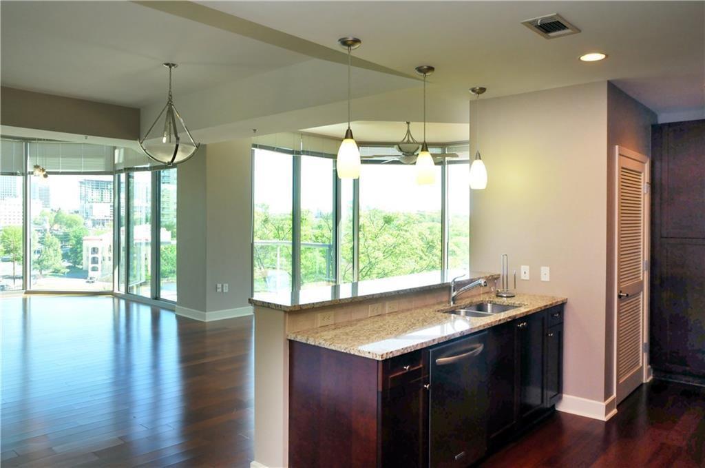 Foto del edificio - 2795 Peachtree Rd