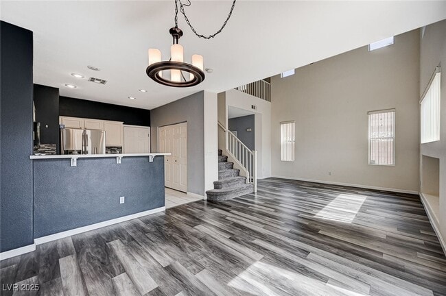 Building Photo - 229 Serenity Crest St