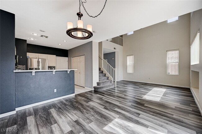 Foto del edificio - 229 Serenity Crest St