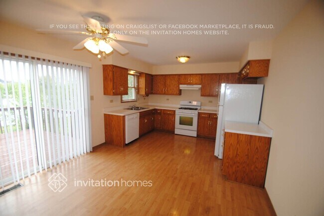 Foto del edificio - 1714 Great Falls Dr