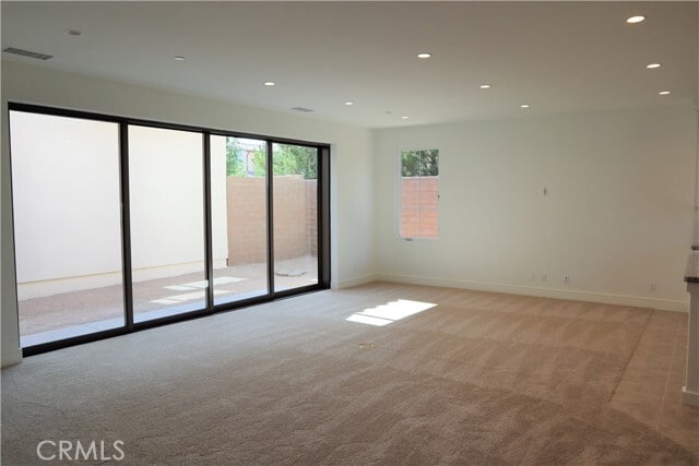 Building Photo - 123 Toretta
