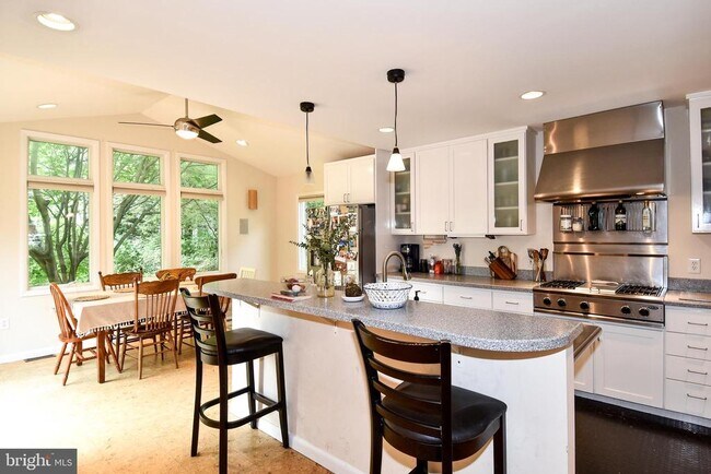 Foto del edificio - 6246 22nd Rd N