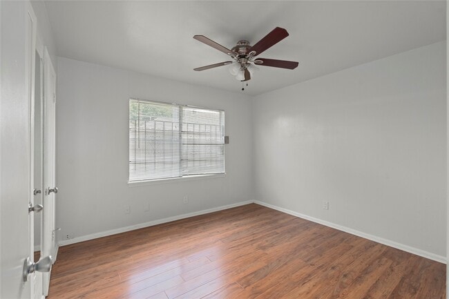 Building Photo - 2620 Rosewood St