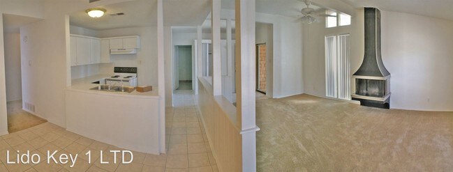Building Photo - 406 Sweetbriar Dr
