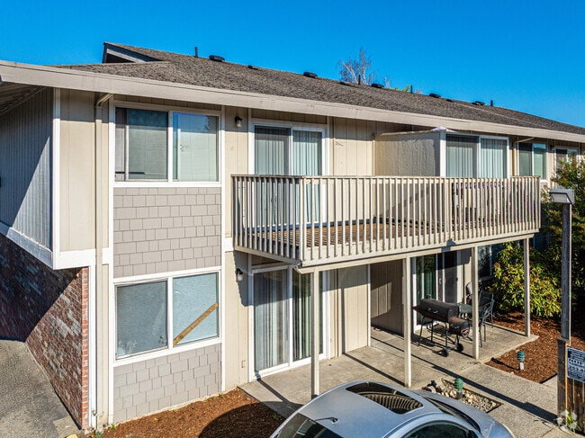 Building Photo - Pacific Manor Apartments