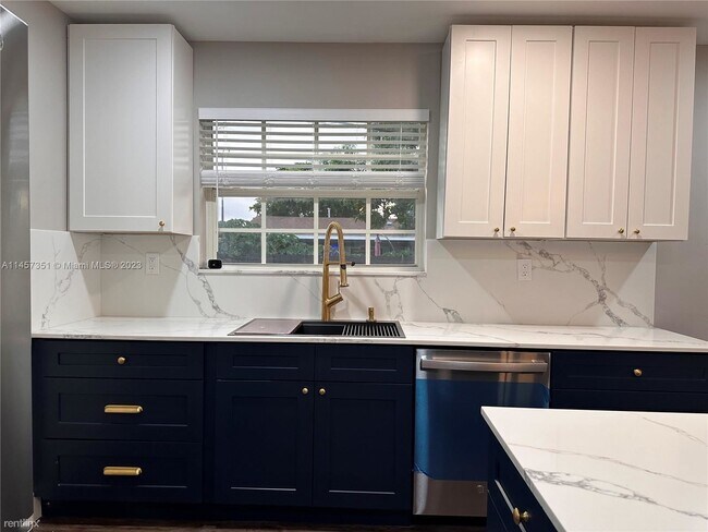 Foto del edificio - 4 br, 2 bath House - 10391 SW 156th St