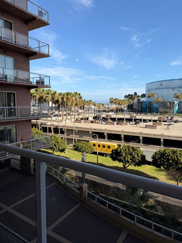 Foto del edificio - 388 E Ocean Blvd