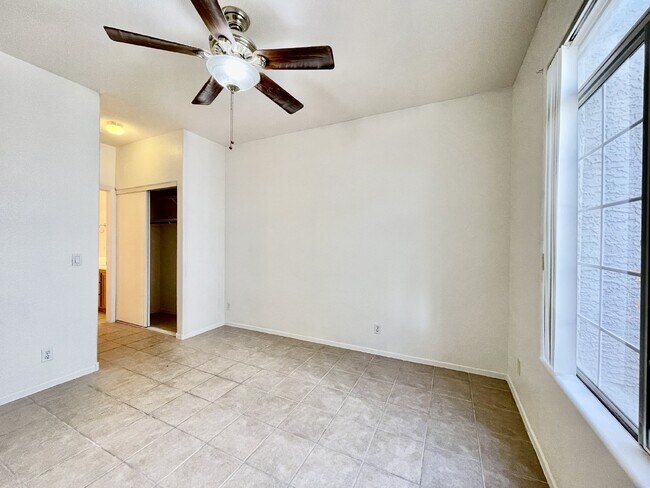Building Photo - DOWNSTAIRS GREEN VALLEY CONDO | COVERED PATIO | COMMUNITY POOL + FITNESS CENTER