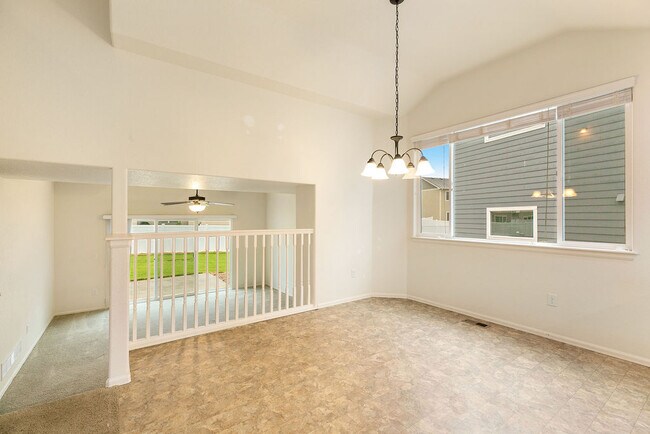 dining area - 737 Valleybrook Dr
