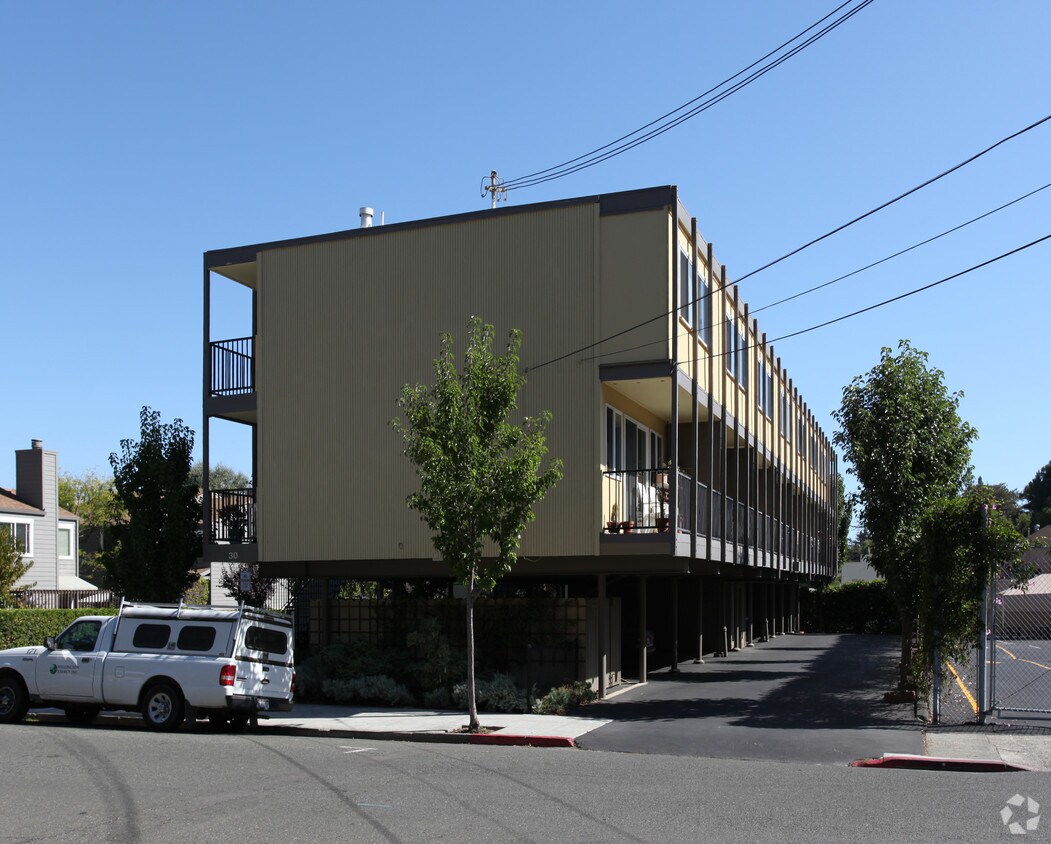 30 Locust Ave, Larkspur, CA 94939 Apartments in Larkspur, CA