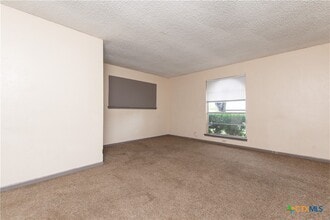 Building Photo - 1520 McCarthy Ave