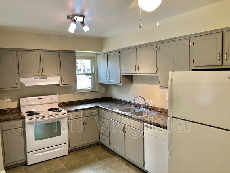 Foto principal - 1462 E Tanners Creek Dr
