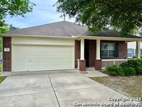 Building Photo - 213 Lakota Ct