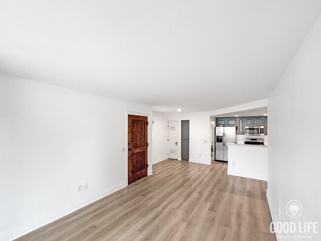 Foto del edificio - Gorgeous 1B/1BA condo w/ Washer/Dryer and ...
