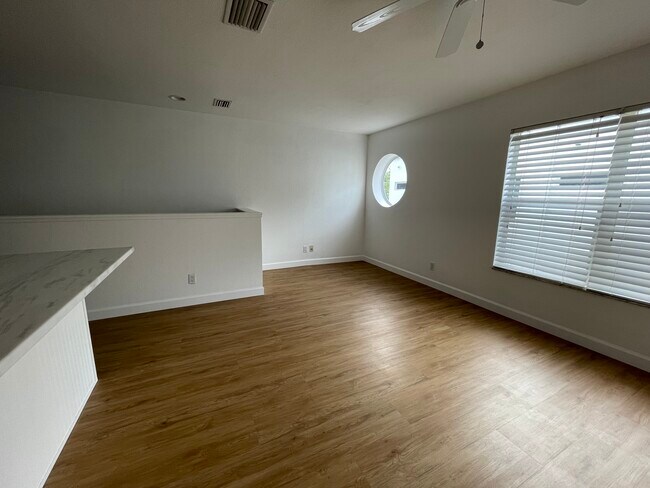 Foto del edificio - 35 16th St S