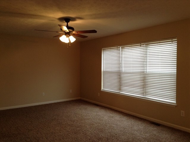 Foto del edificio - 10742 Stone Ridge Way