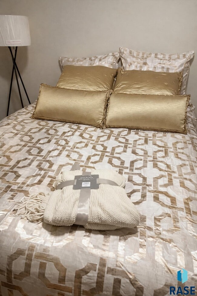 Foto del edificio - 920 S Summit Ave