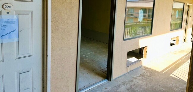 Foto del edificio - 5009 Harrison Rd