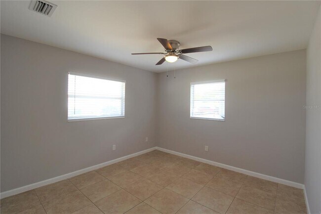 Foto del edificio - 510 Briarwood Rd