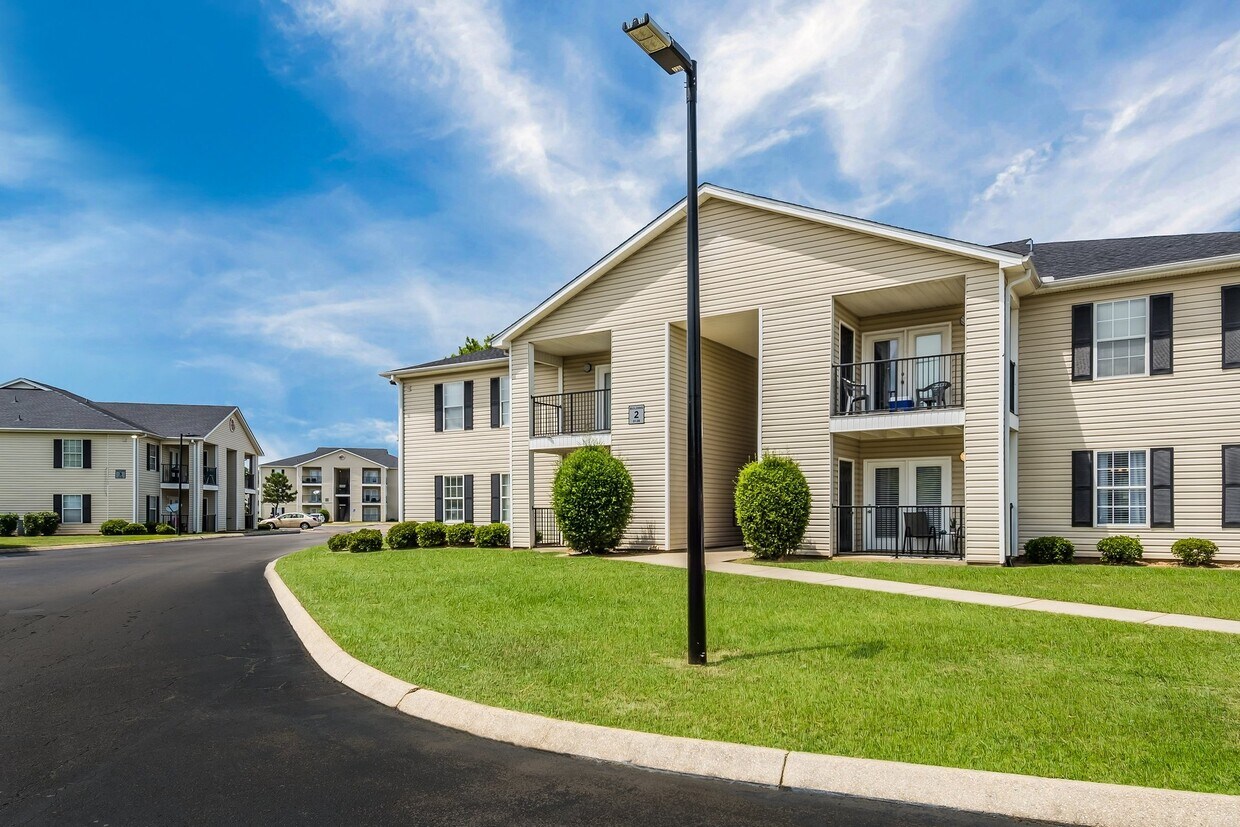 Bayou Landing Apartments 9245 Cuandet Rd Gulfport, MS