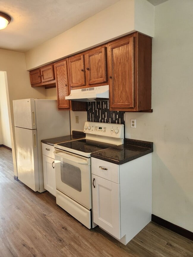 Building Photo - GLENWOOD PARK