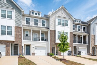 Building Photo - 6220 W Stonepath Garden Dr